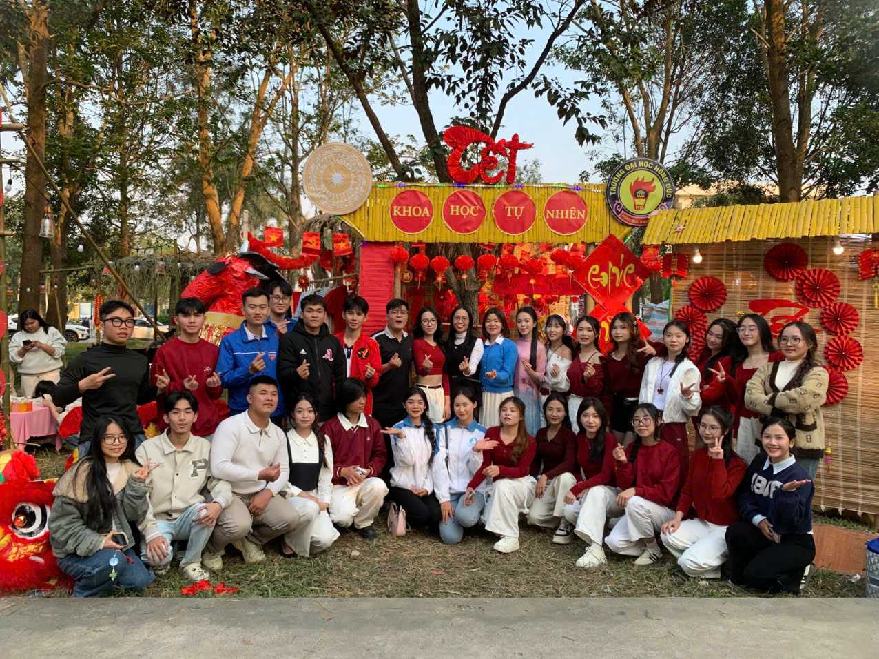 CHÀO XUÂN RỰC RỠ CÙNG KHOA KHOA HỌC TỰ NHIÊN TẠI CHỢ TẾT SINH VIÊN 2026